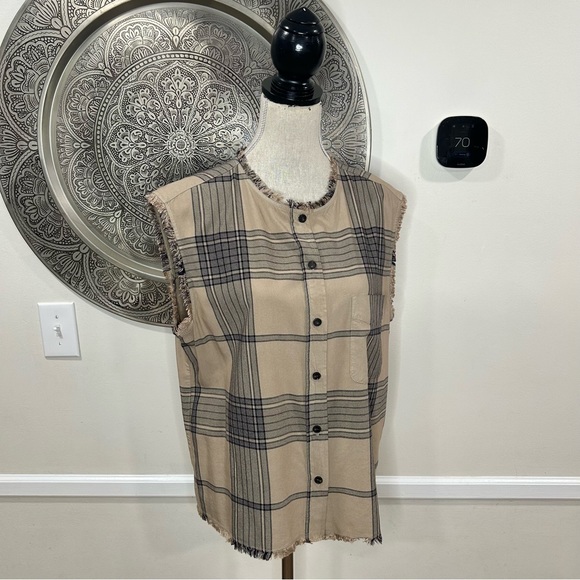 Raquel Allegra sleeveless plaid top with fringe trim - Size 2 / M - Picture 3 of 10